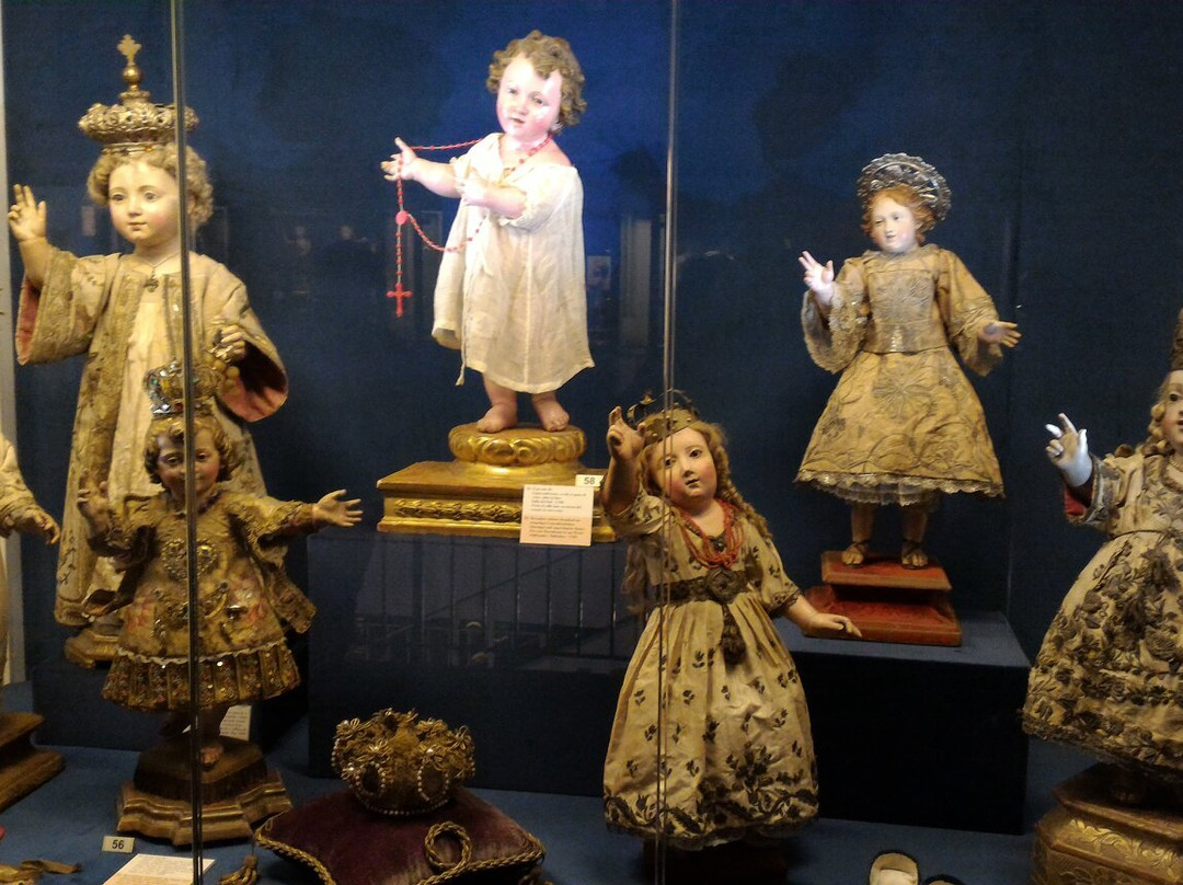 Museo Il Divino Infante-加尔多内里维耶拉必去景点