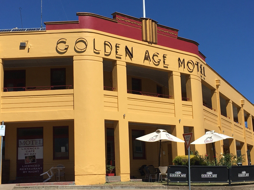 Golden Age Hotel主图