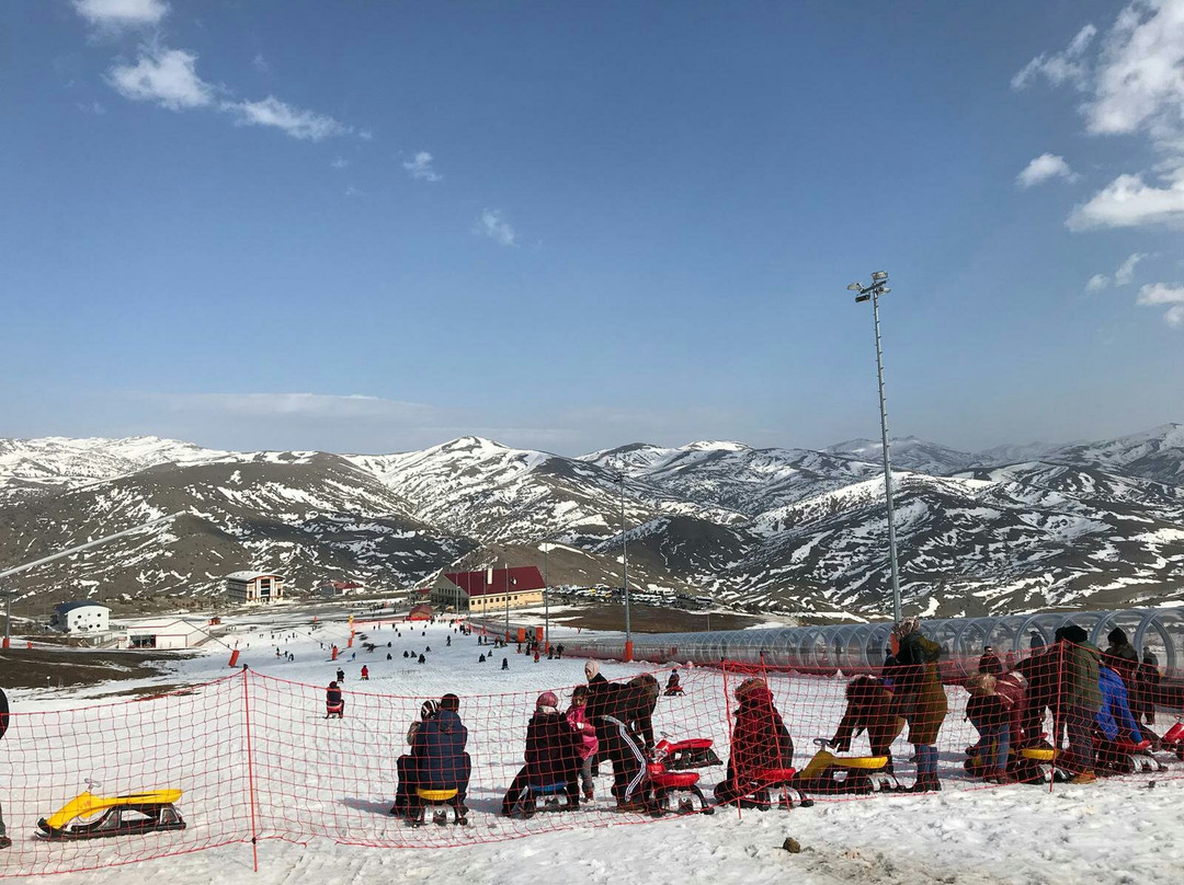 Yildiz Dagi Kis Sporlari Turizm Merkezi景点图片