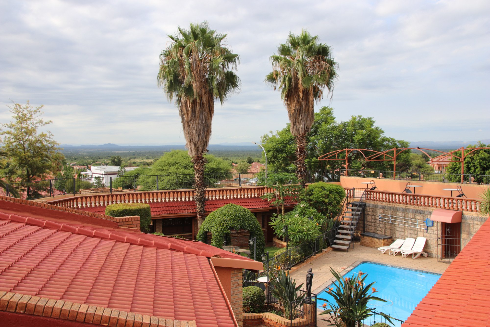 Valley View Guest House-泳池