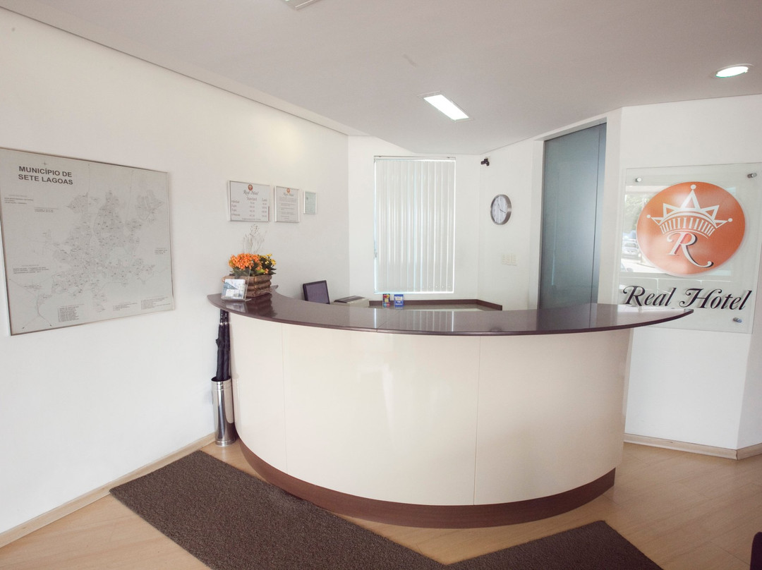 Real Hotel主图