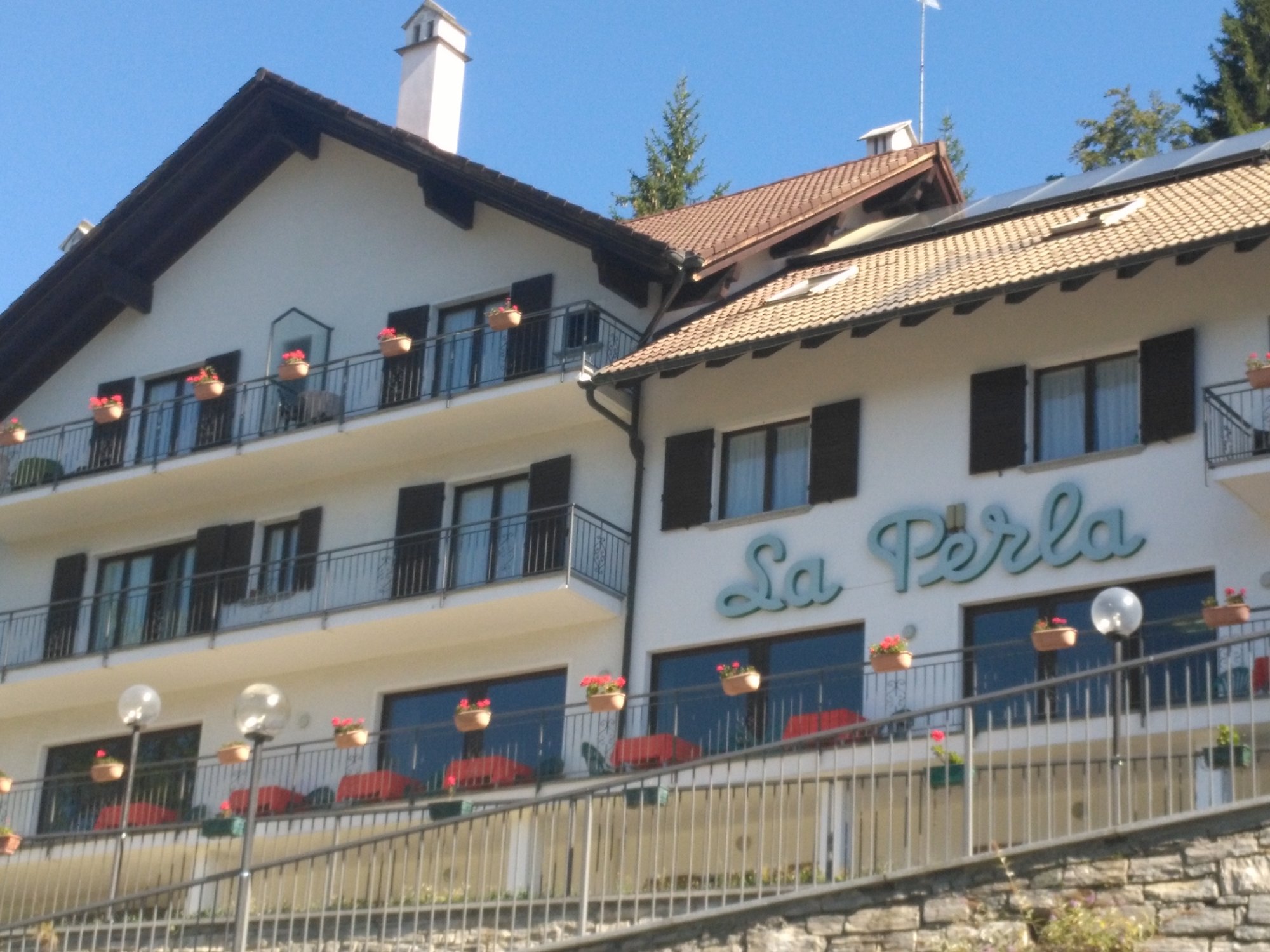 Hotel La Perla-浴室
