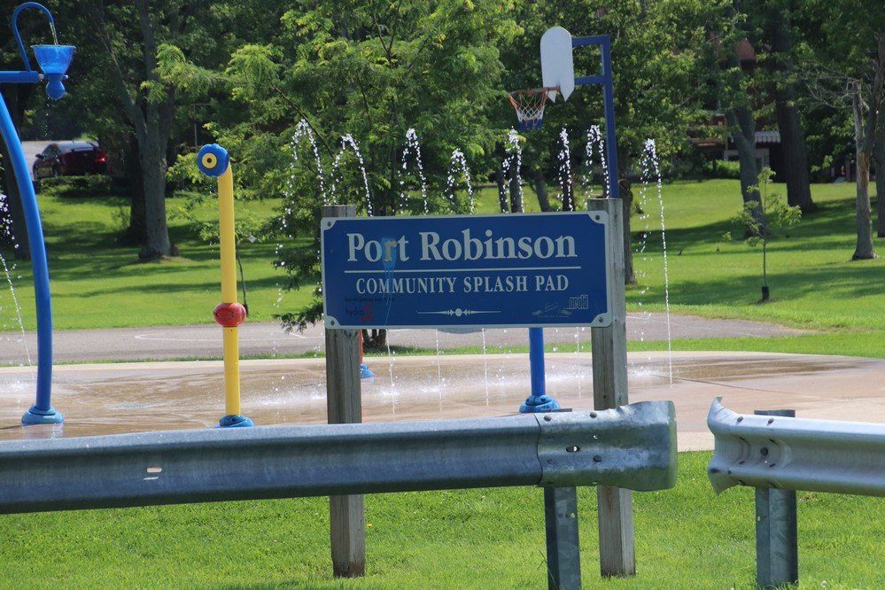 Port Robinson Park景点图片