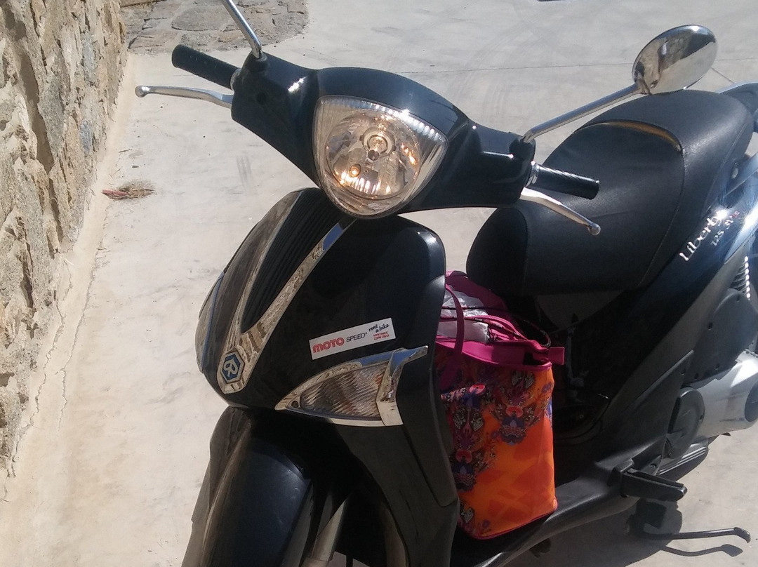 Moto Speed-米克诺斯镇必去景点