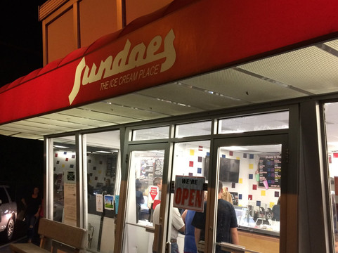 Sundaes the Ice Cream Place