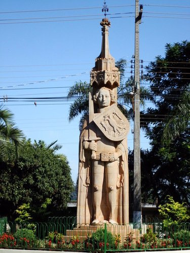 Statue of Roland-Rolandia必去景点