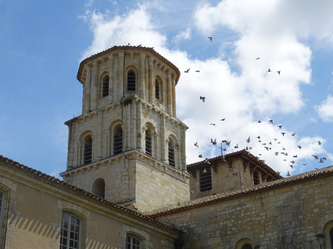 Abbaye de Vertheuil景点图片