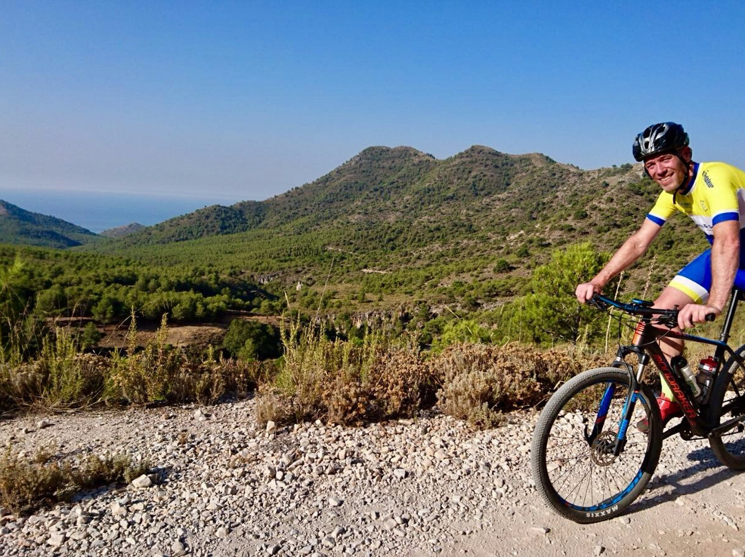 X-Bike Nerja-内尔哈必去景点