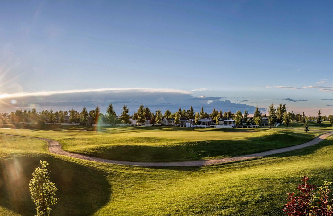 Gleniffer Lake Golf Course-Spruce View必去景点