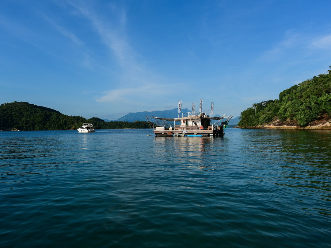 Sea Lounge Terra Estreita-安格拉杜斯雷斯必去景点