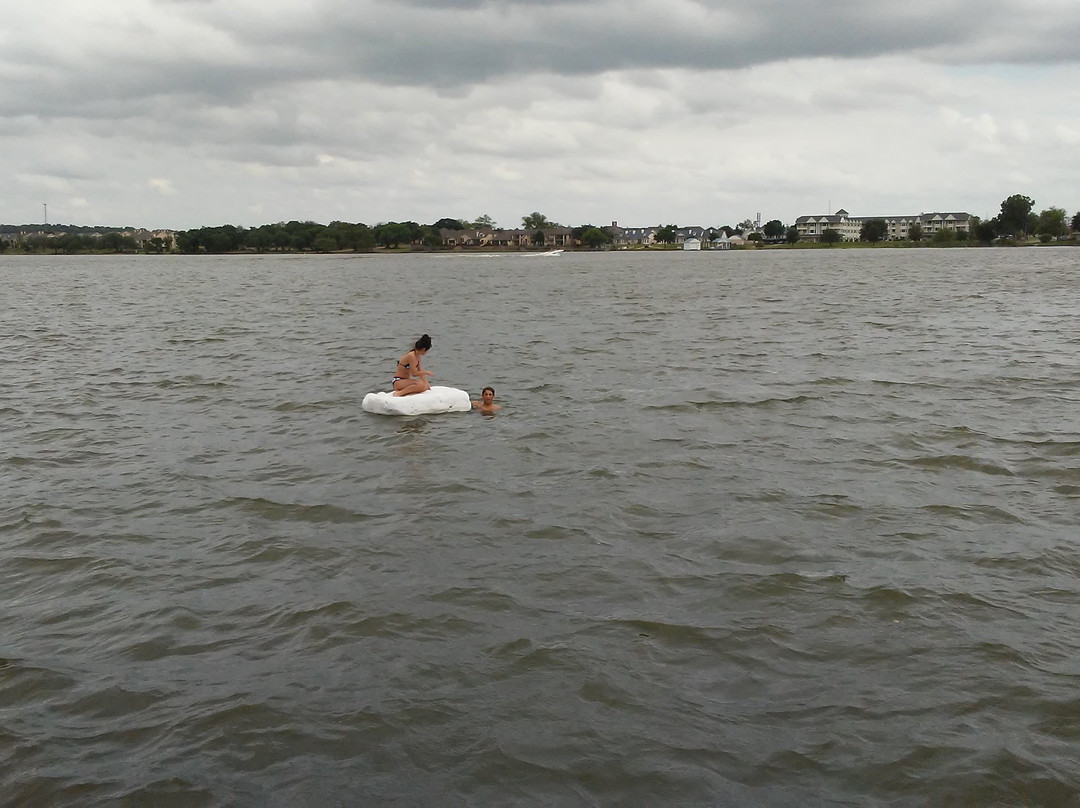 Granbury City Beach-格兰伯里必去景点