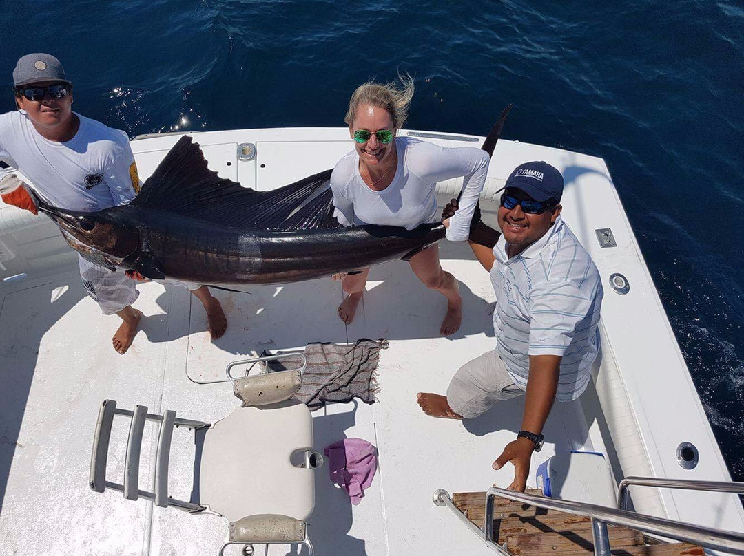 Huatulco Fishing Adventures-Crucecita必去景点