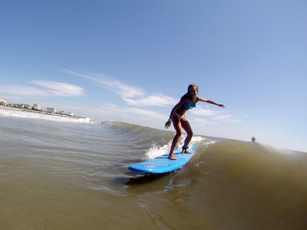 Carolina Salt Surf Lessons景点图片