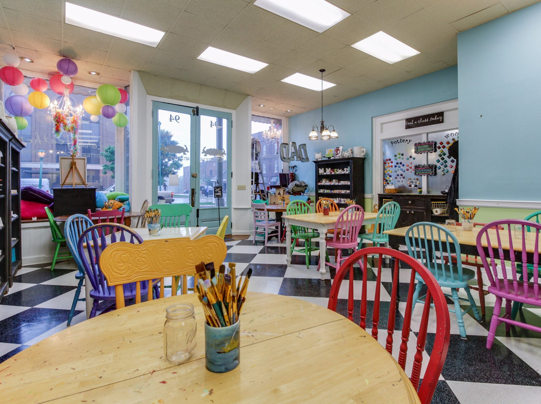 Horsefeathers Pottery Studio-克拉克斯维尔必去景点