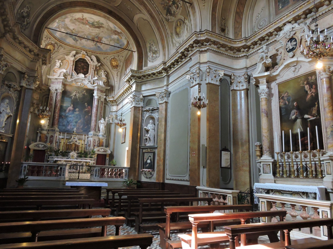 Chiesa della Visitazione di Salo景点图片