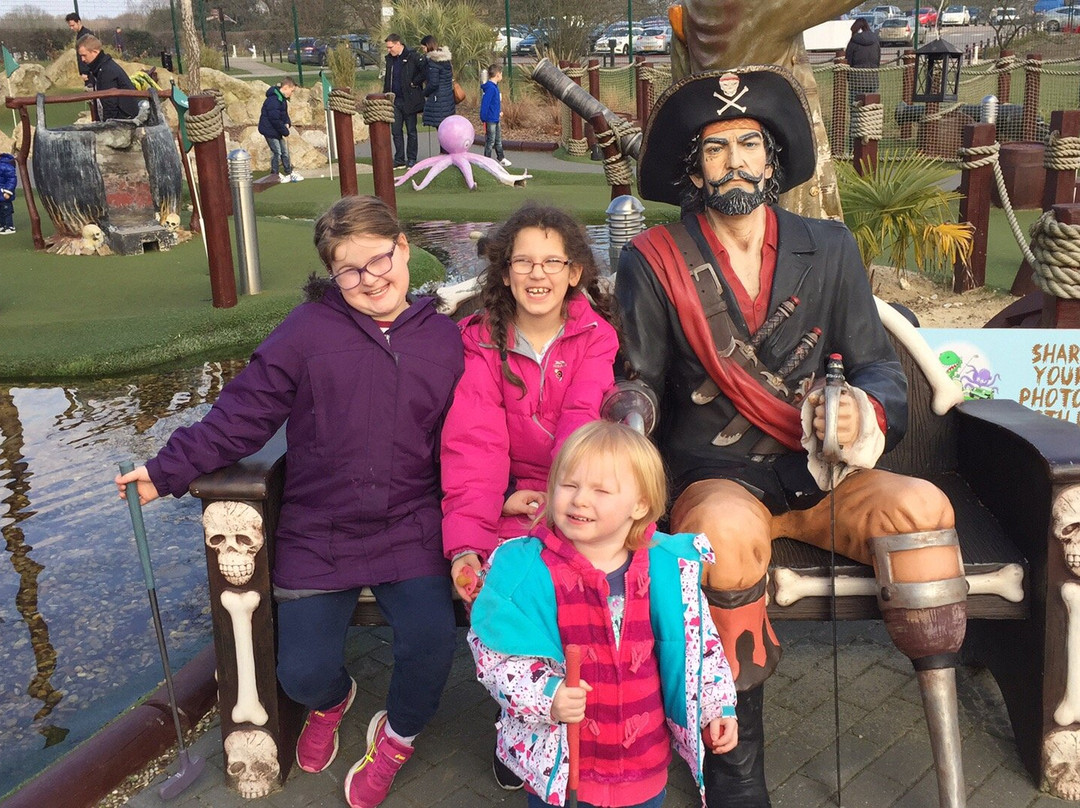 Rascal Bay Adventure Golf To A Tee-布伦特伍德必去景点