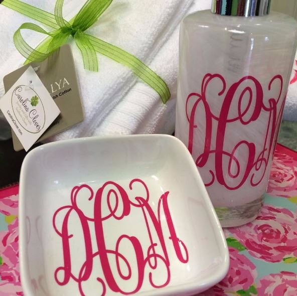 Carolina Clover, The Monogram Boutique景点图片