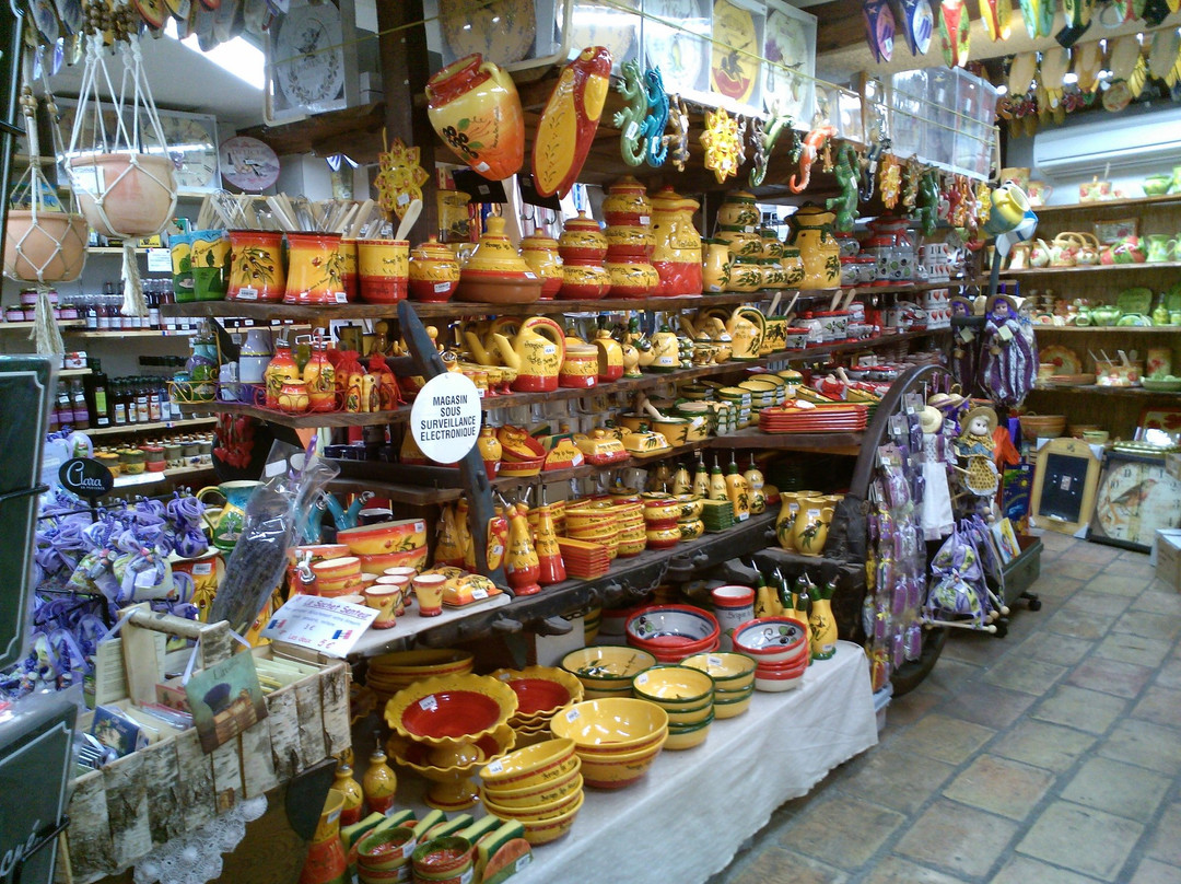 La Poterie Provençale-博尔默勒米莫萨必去景点