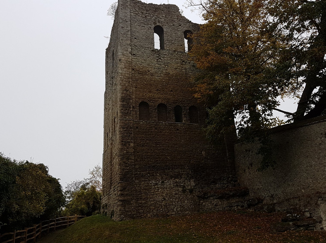 St. Leonard's Tower景点图片
