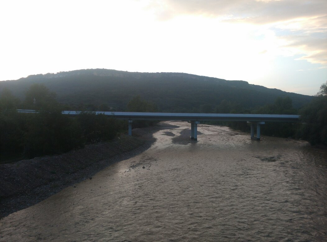 Dakhovskiy Bridge-Dakhovskaya必去景点