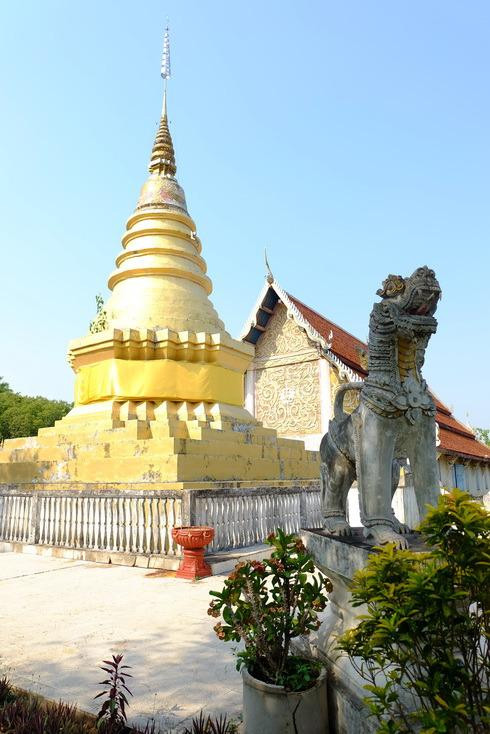 Wat Phra Tat Chom Ping-南邦必去景点