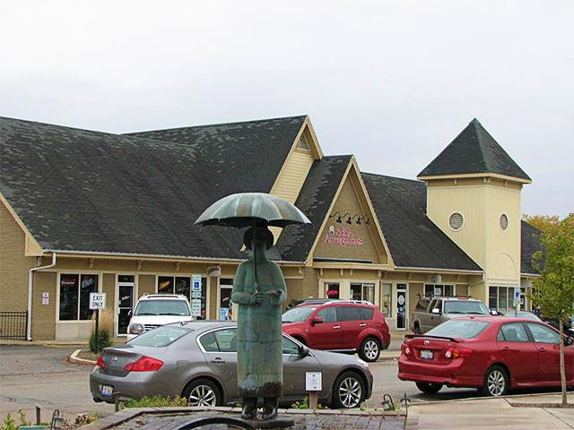 Downtown Geneva Historic Shopping District-Geneva必去景点