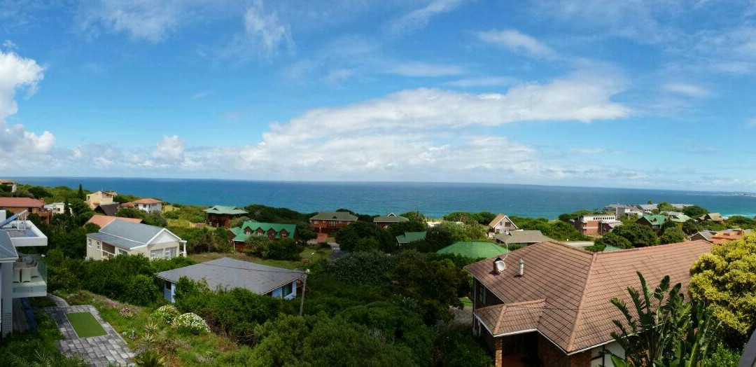 布伦顿海上别墅酒店-克尼斯纳必去景点