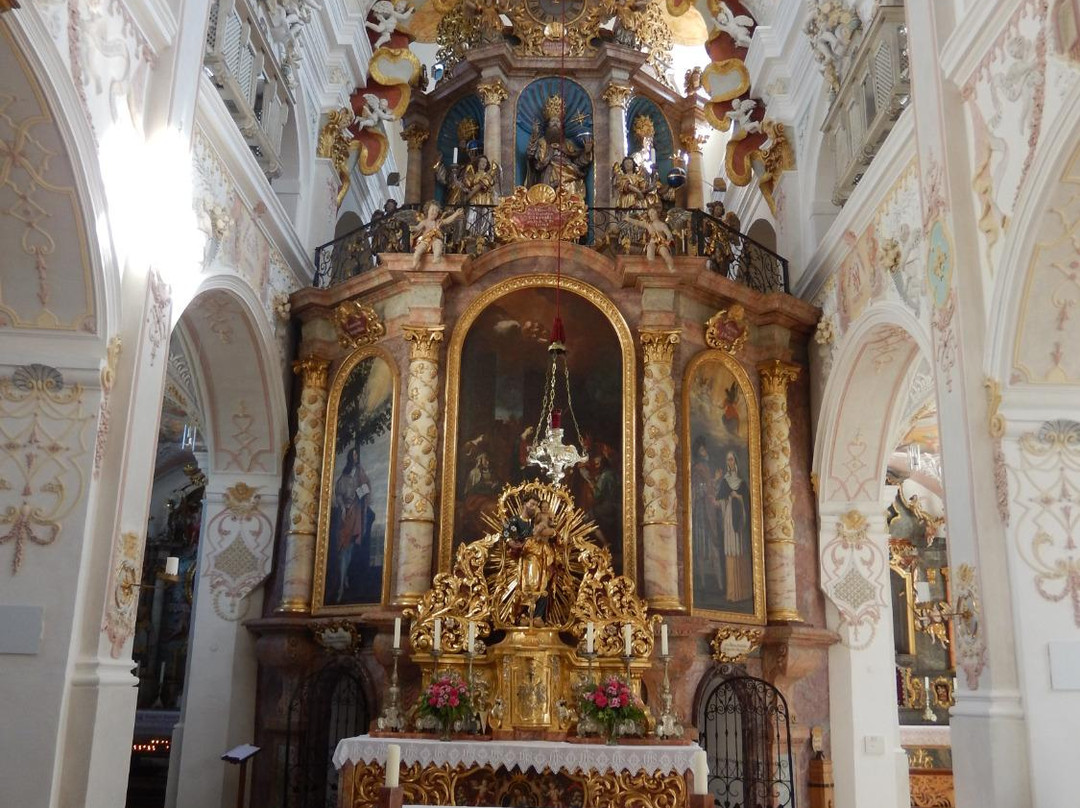 Wallfahrtskirche Weihenlinden-Bruckmuehl必去景点