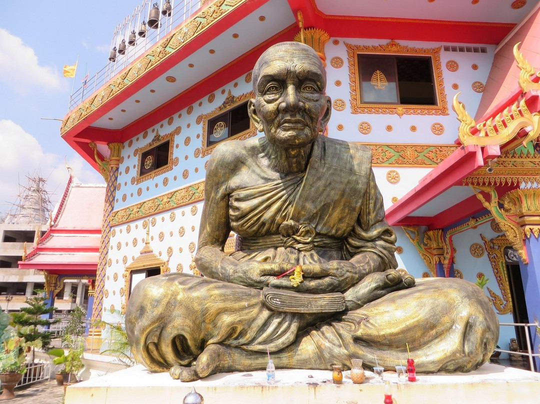 Wat Hua Thanon-昔罗必去景点