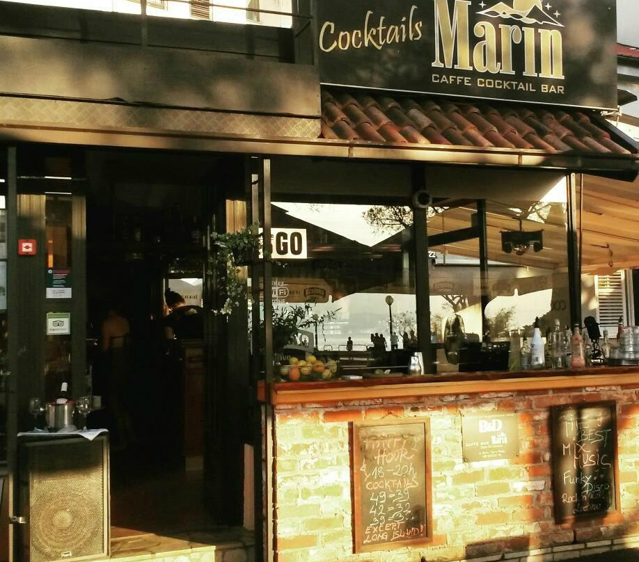 Caffe & Cocktail Bar Marin