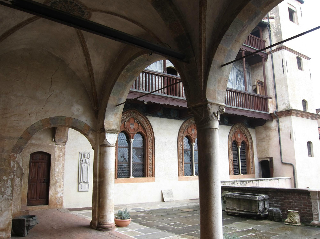 萨卢佐旅游景点-Museo Civico Casa Cavassa