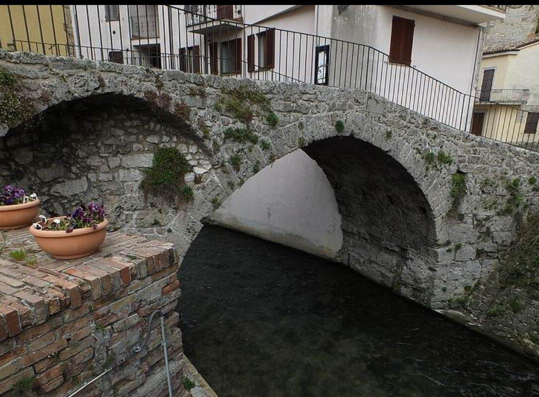 Ponte Marmone景点图片