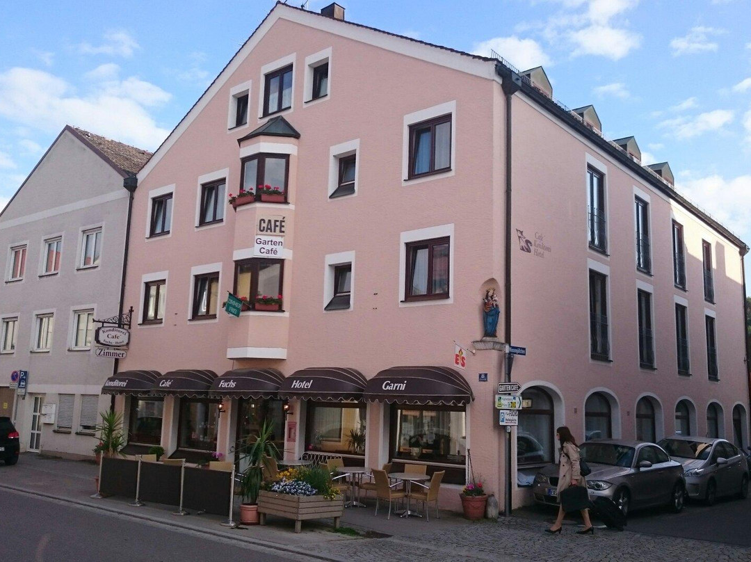 Wellheim餐馆和美食-Cafe Konditorei Hotel Fuchs