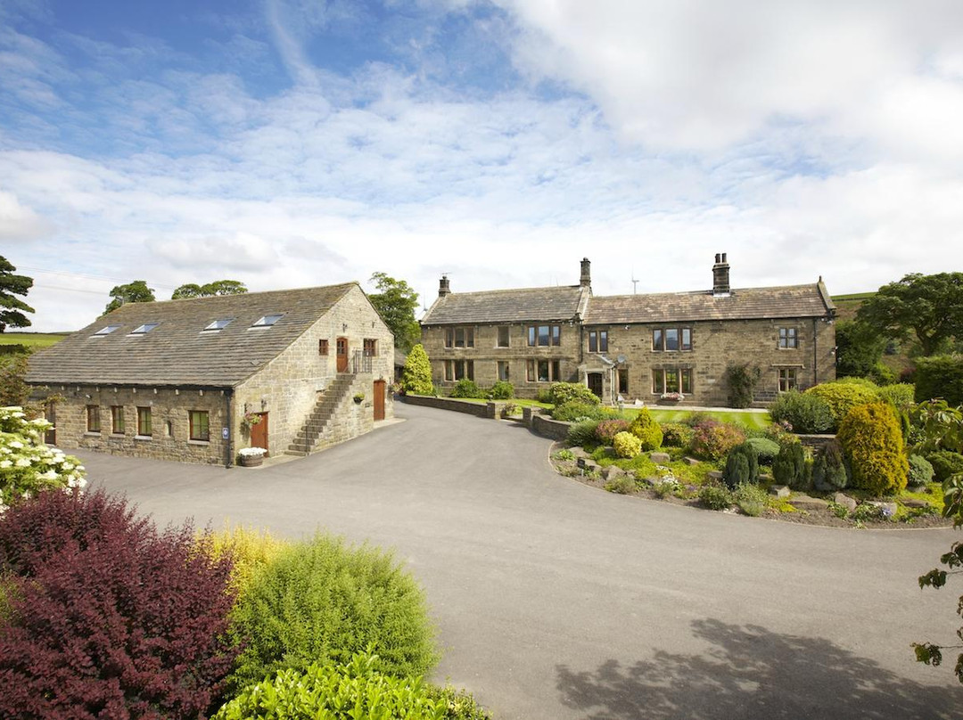 Smallshaw Cottages & Spa