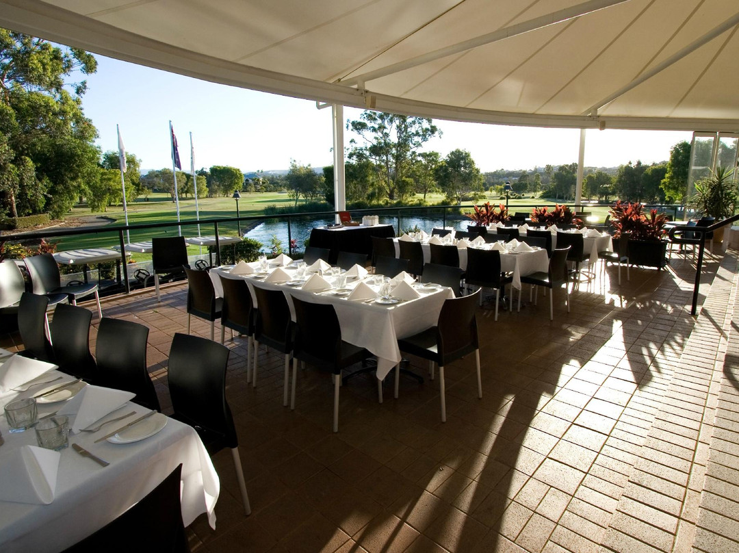 绿宝石湖畔高尔夫俱乐部-Carrara必去景点