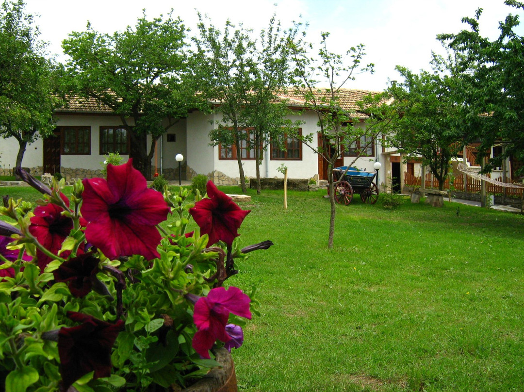 Pri Bai Rusi Guest House主图