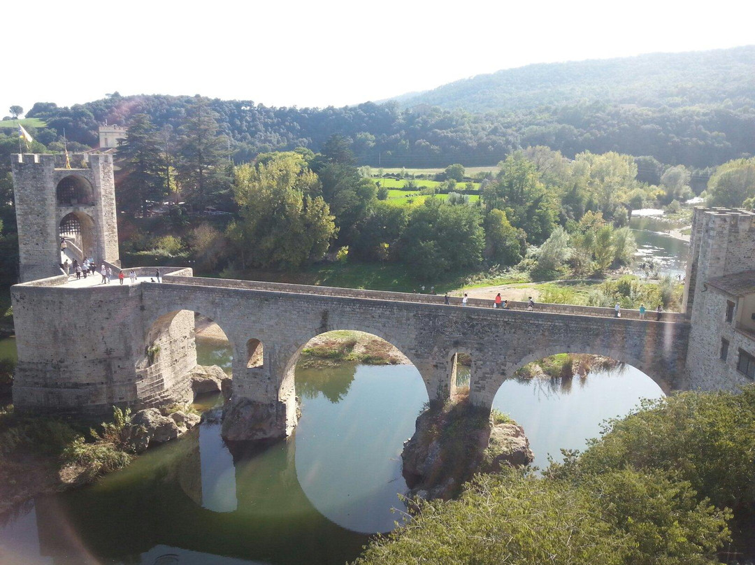 Puente de Besalúa景点图片