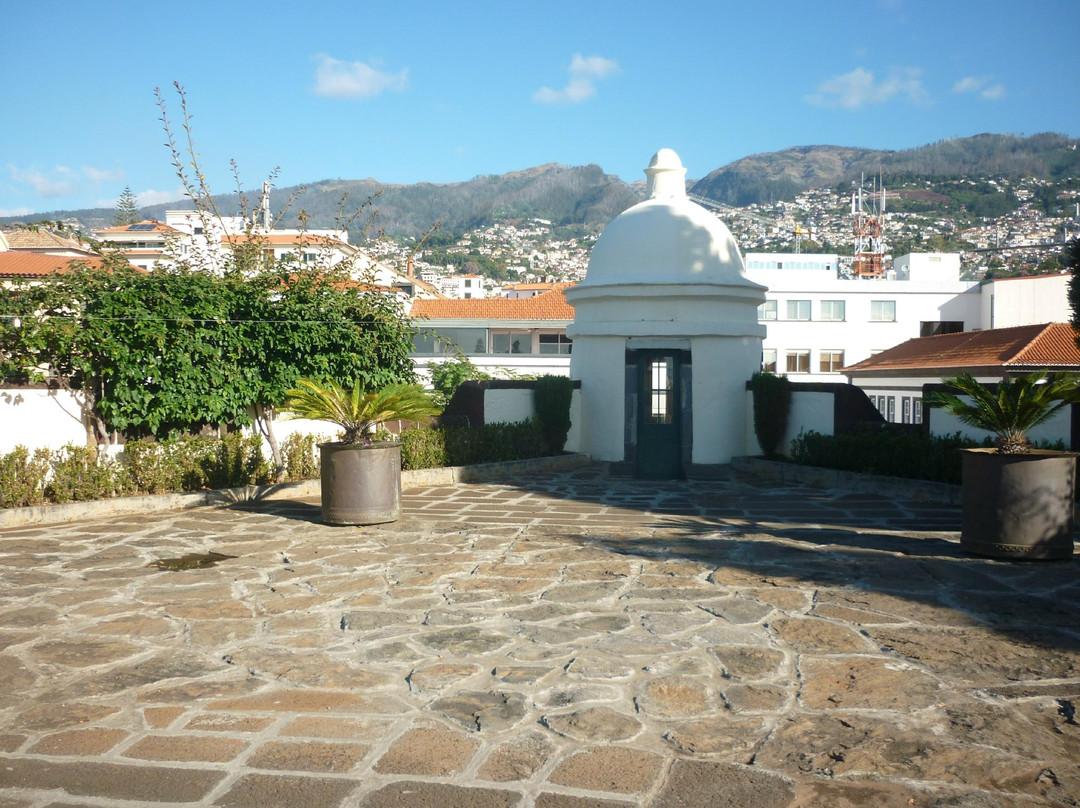 Palácio de São Lourenço-沙尔必去景点