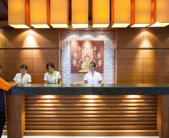 卡伦海滩地平线度假村