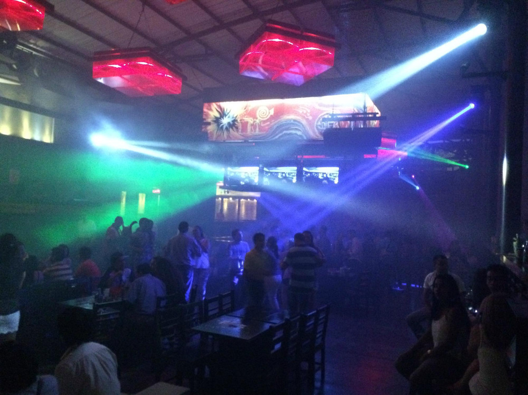 Discoteca Los Capachos-比亚维森西奥必去景点