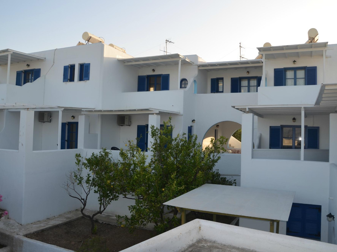 CAELI PAROS by Kostas and Ioanna 开间