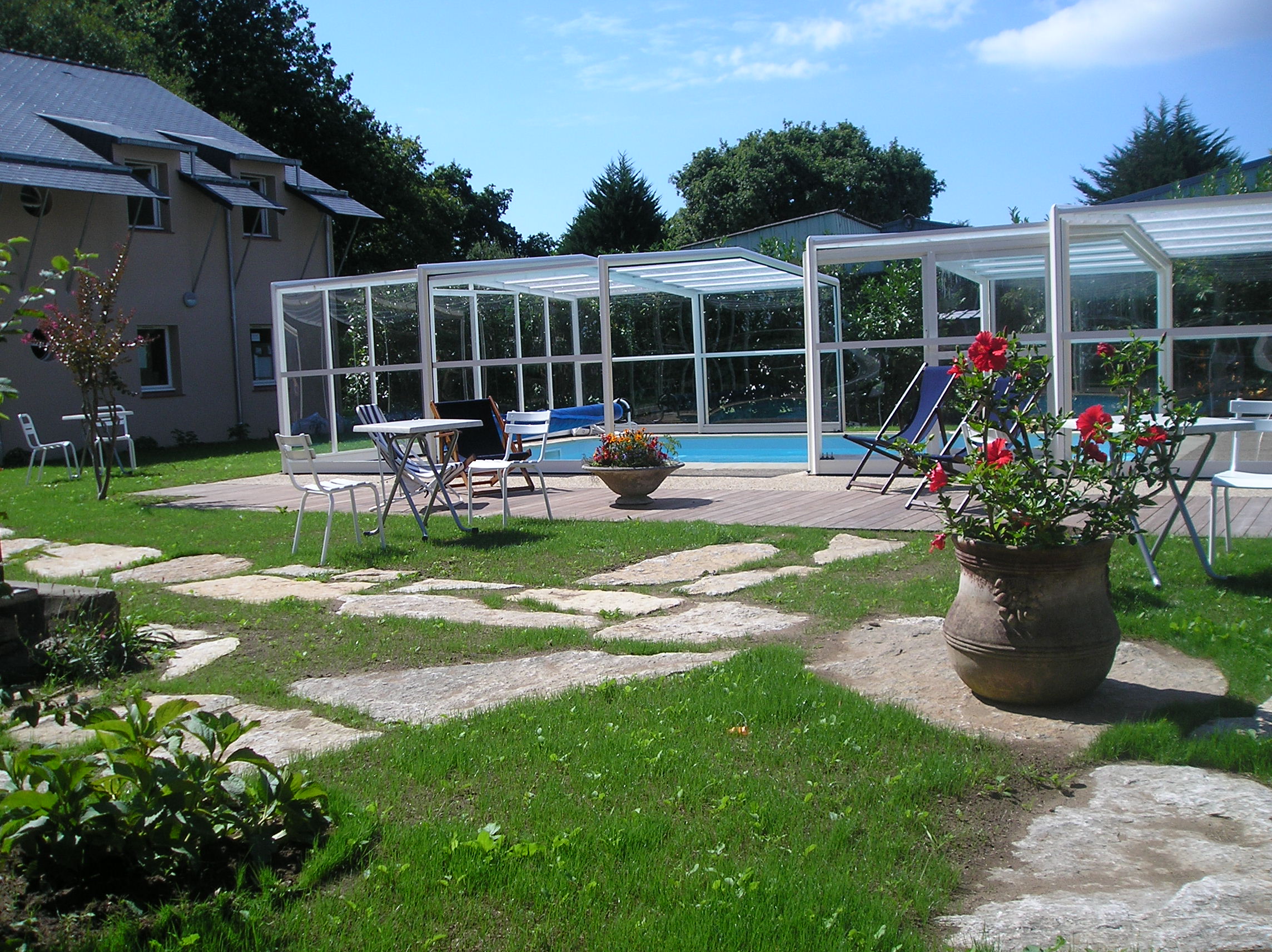Les Appartements Relais de Kergou-官方