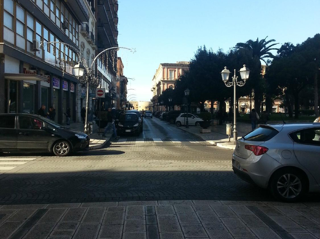 Via d'Aquino-塔兰托必去景点