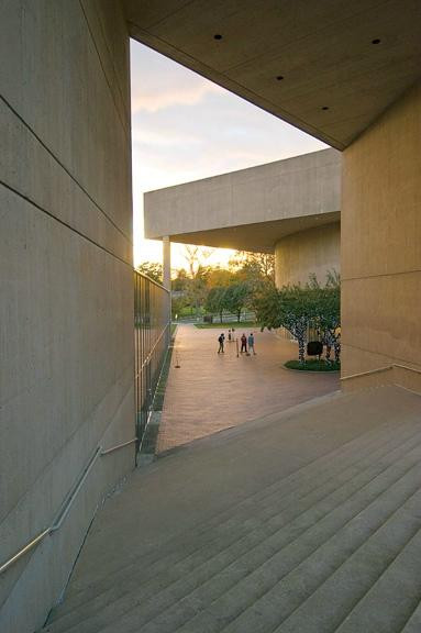 Paul Mellon Arts Center-沃灵福德必去景点