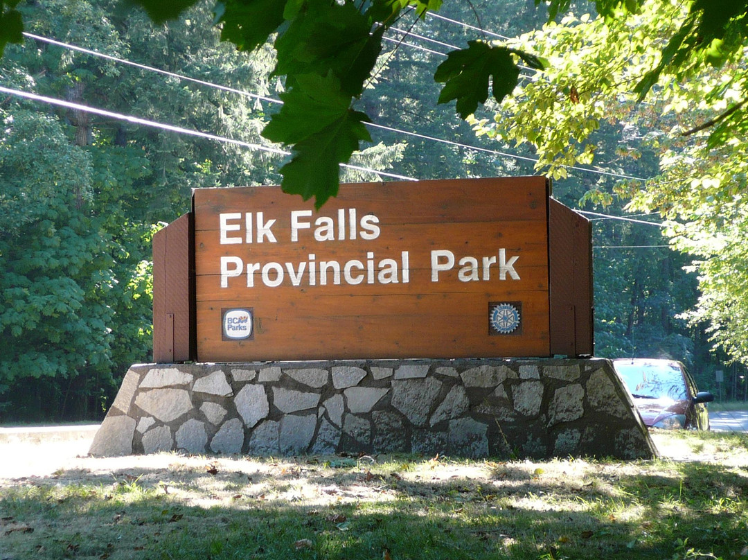 Elk Falls Provincial Park景点图片
