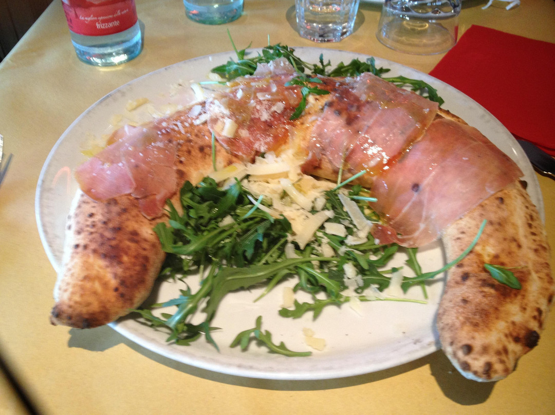 Pointe Blanche餐馆和美食-Escopazzo PIzzeria