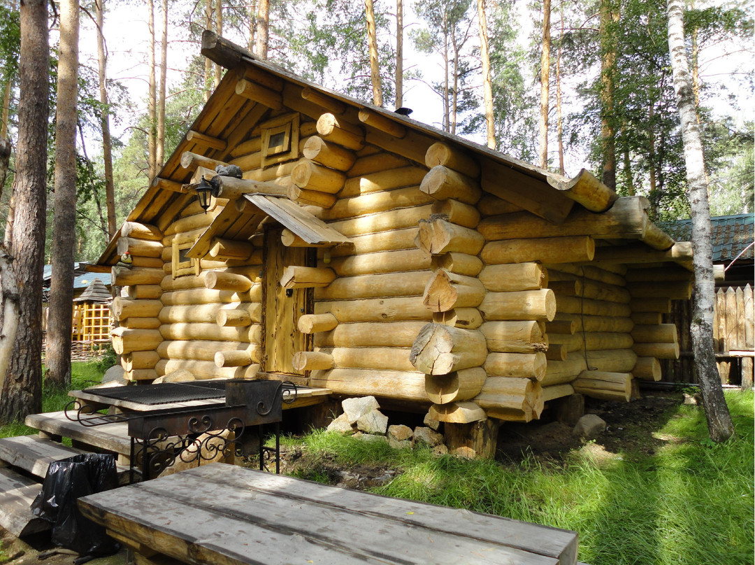 Beryozovsky酒店住宿-Peski Hotel and Country Club