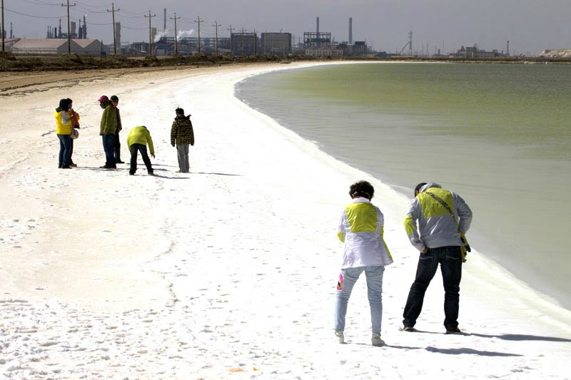 海西格尔木察尔汗盐湖景点图片