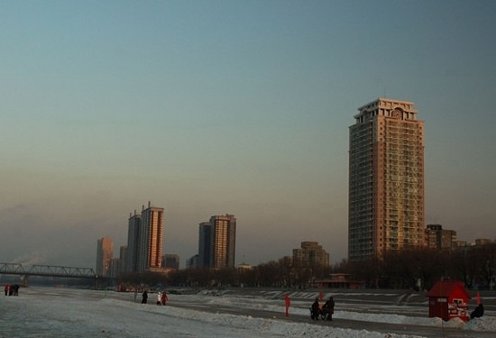 松花江铁路大桥-哈尔滨市必去景点