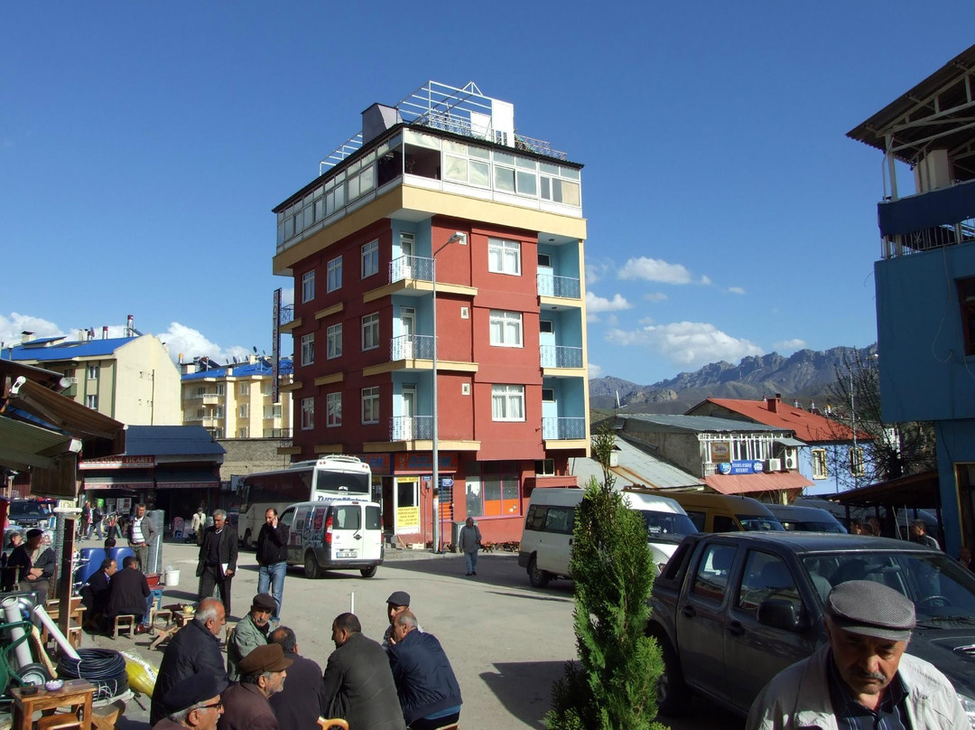 Has Hotel